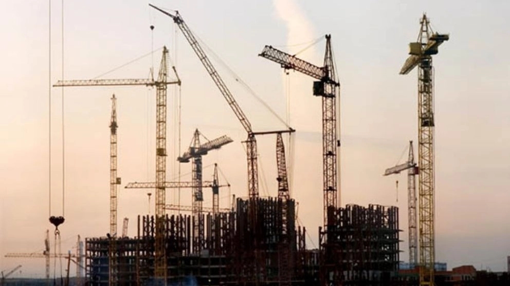 ☑️ What is a tower crane and its application and types